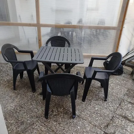 T2 Centre Lourdes, Proche Sanctuaire Avec Balcon דירה *