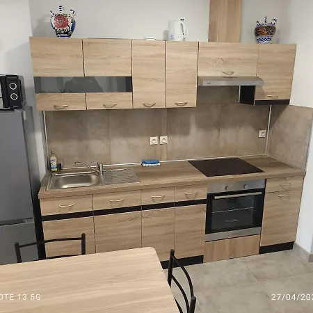 Daire T2 Centre Lourdes, Proche Sanctuaire Avec Balcon